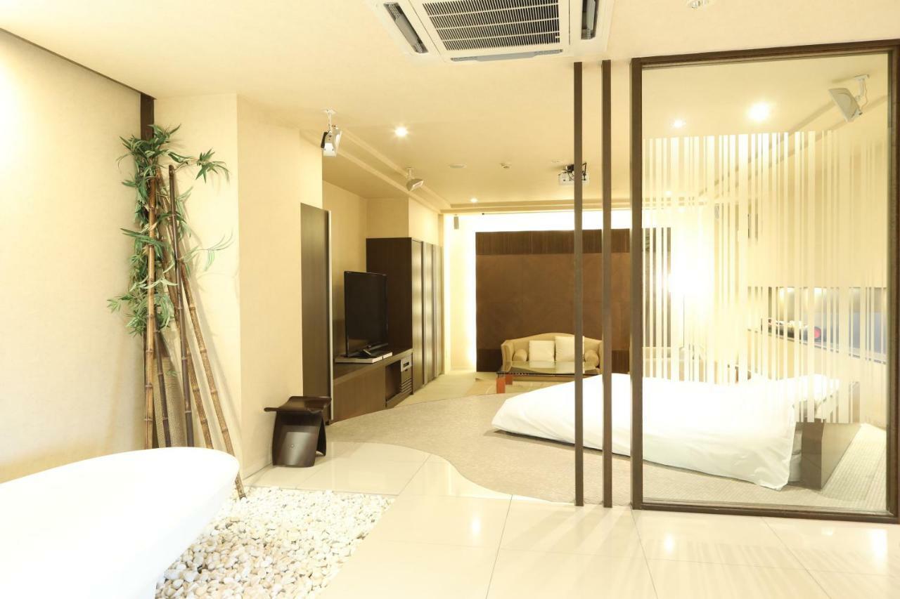 C-Hotel Affetto (Adults Only) Sapporo Zewnętrze zdjęcie